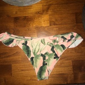 Rosemary Ruffle Bottom ~ Palmtini Medium